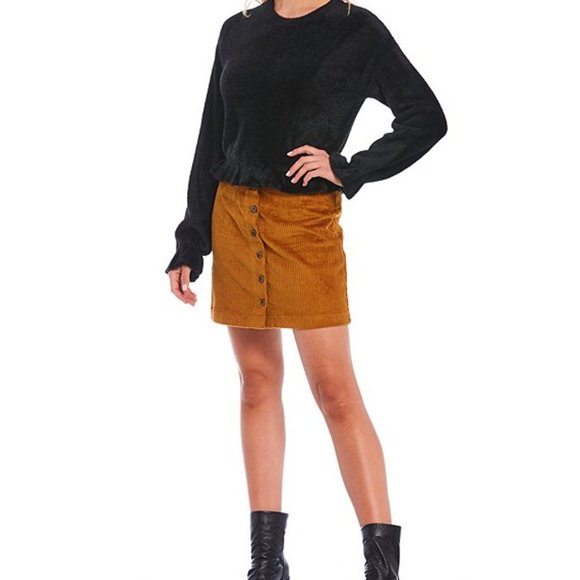 NWT CHELSEA & VIOLET Short Eyelash Peplum Sweater - Picture 2 of 6